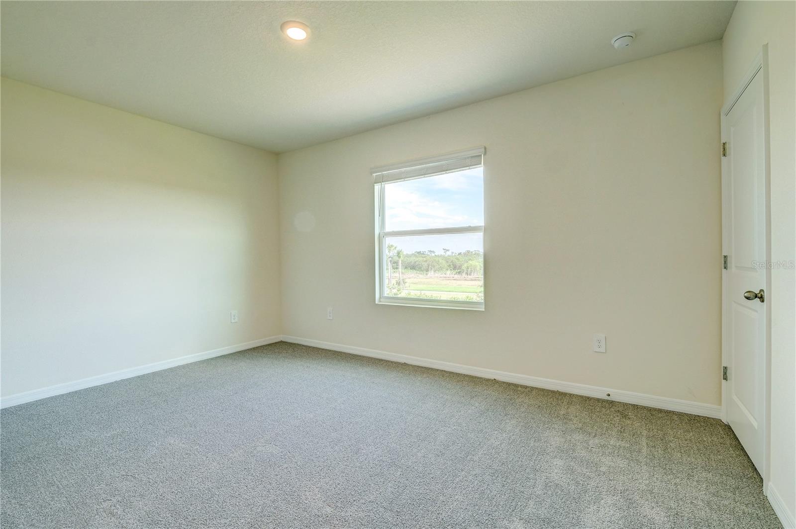 STAR FARMS AT LAKEWOOD RANCH - Residential Lease