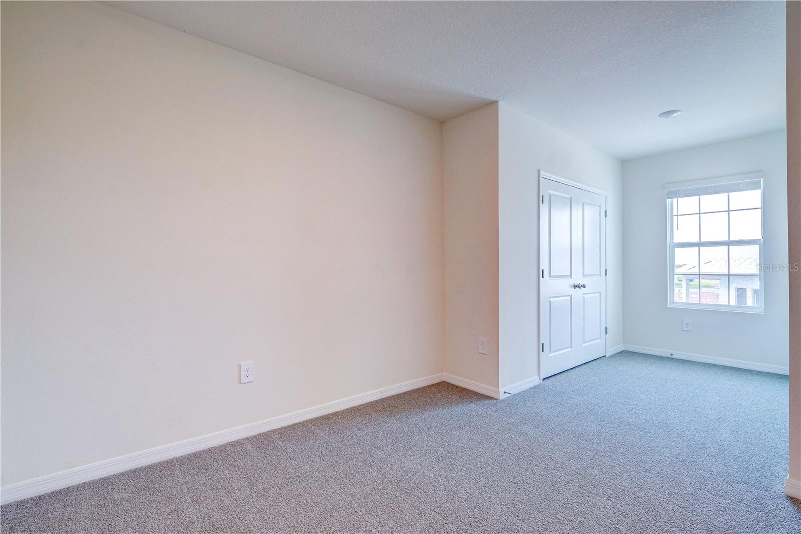 STAR FARMS AT LAKEWOOD RANCH - Residential Lease