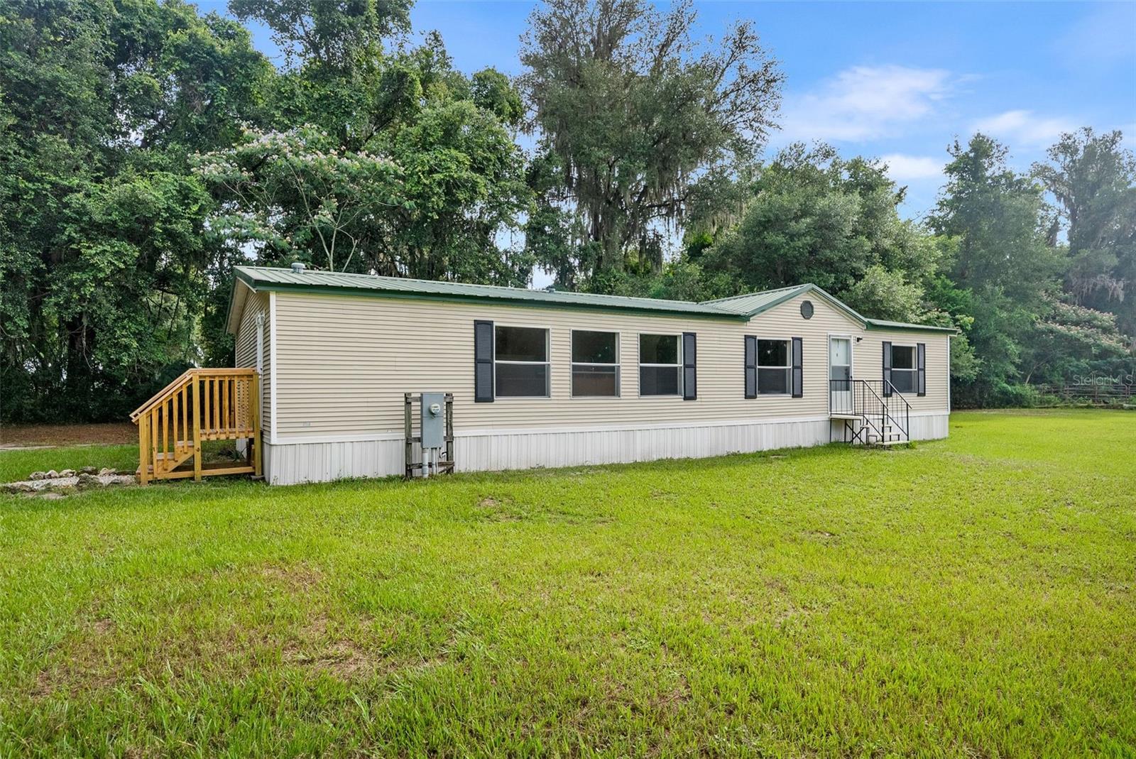 4296 SE COUNTY ROAD 18
