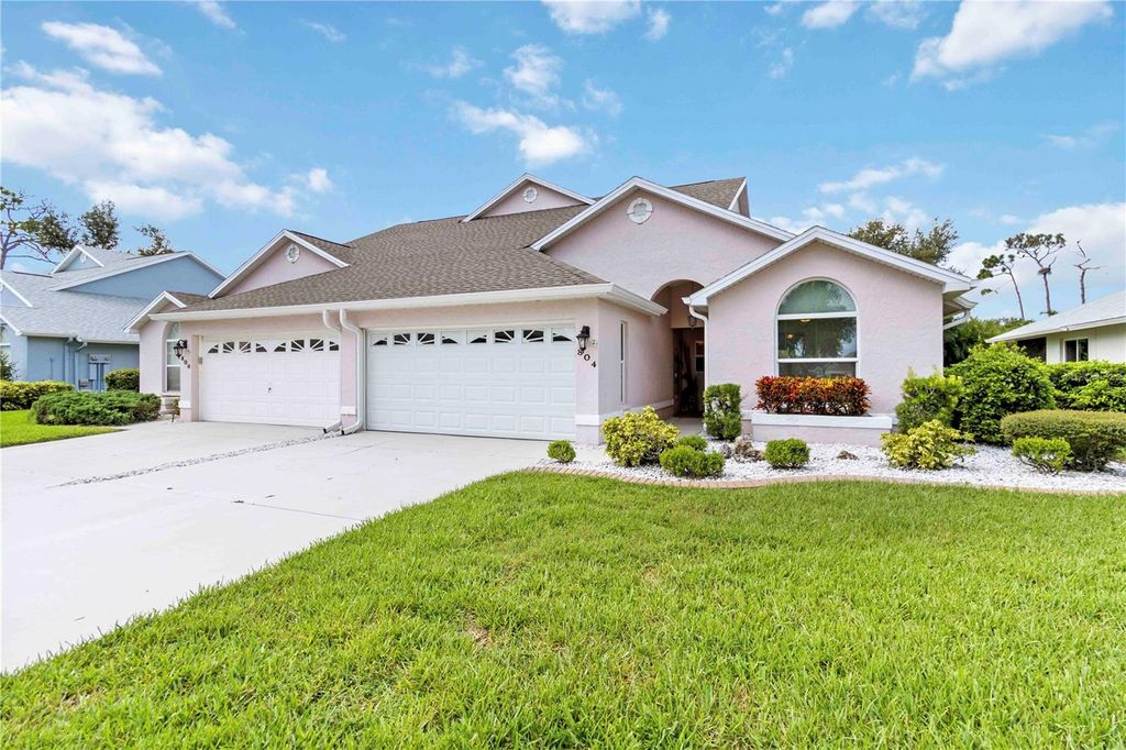 Photo of 804 Bayport Circle, Venice, FL 34292 (MLS # N6139708)