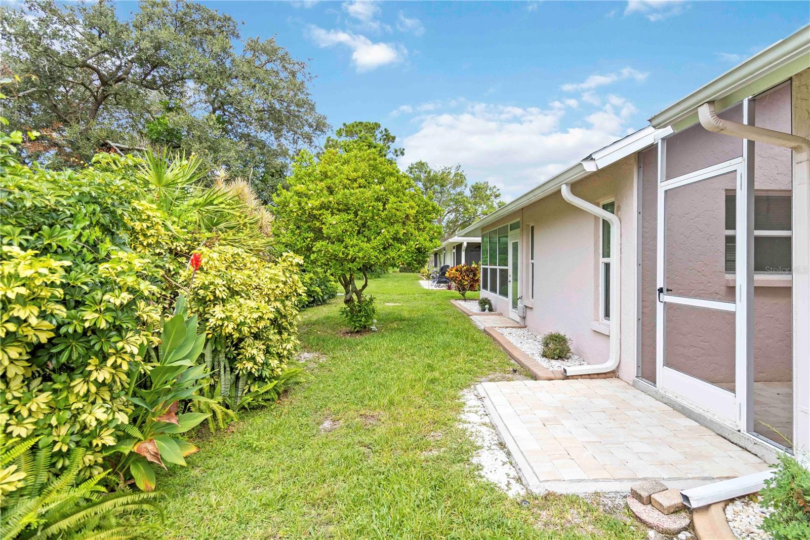 CHESTNUT CREEK VILLAS - Residential