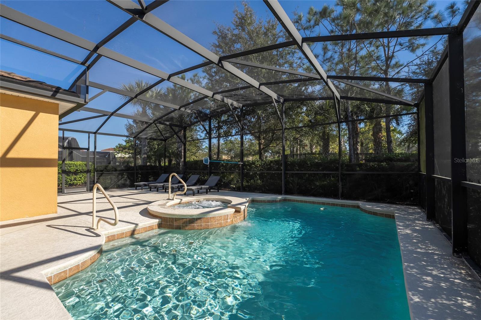 OAKMONT PH 01 - Residential