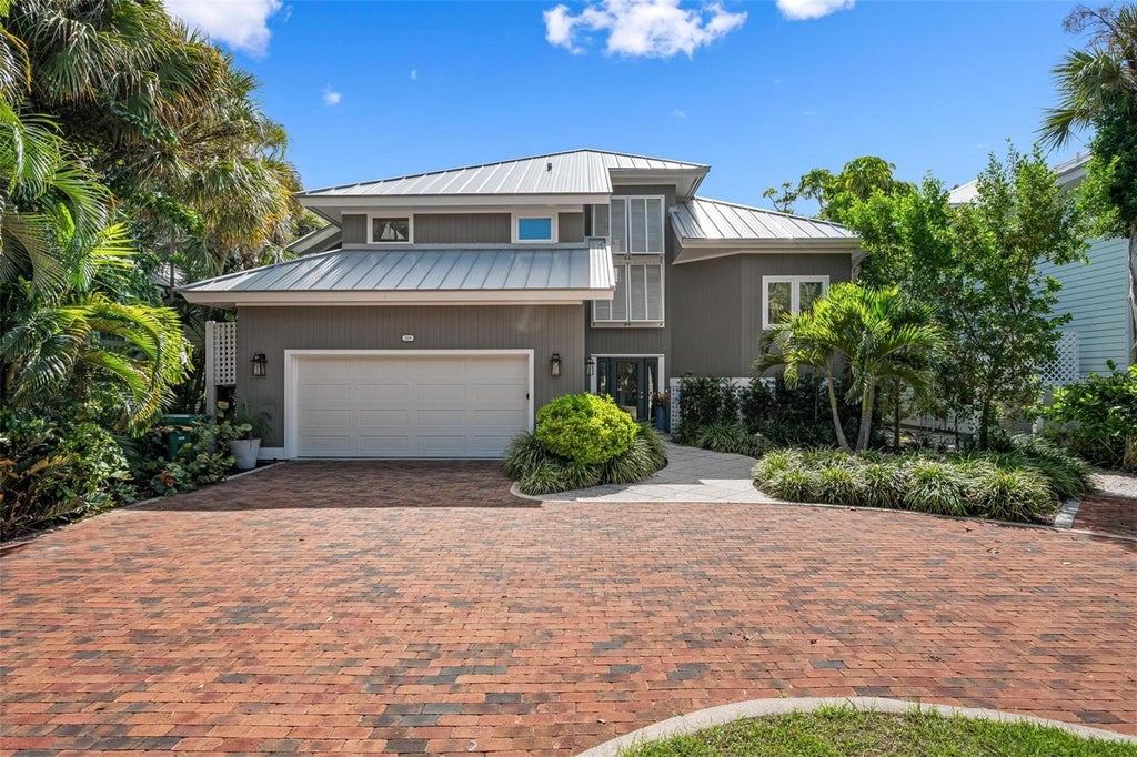 Photo of 319 Pilot Point Lane, Boca Grande, FL 33921 (MLS # N6145862)