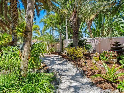 A home in SARASOTA