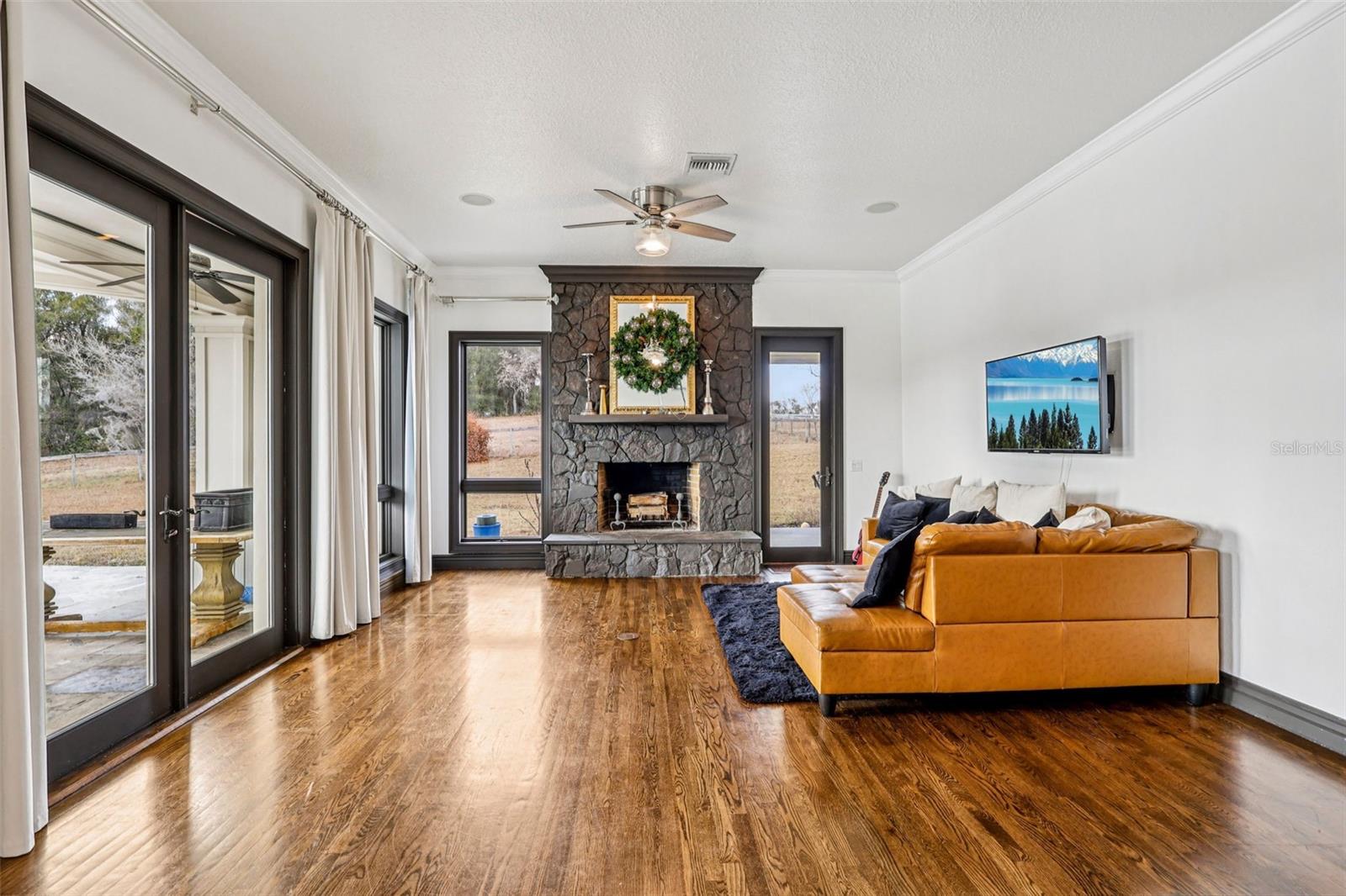 ACREAGE & UNREC - Residential