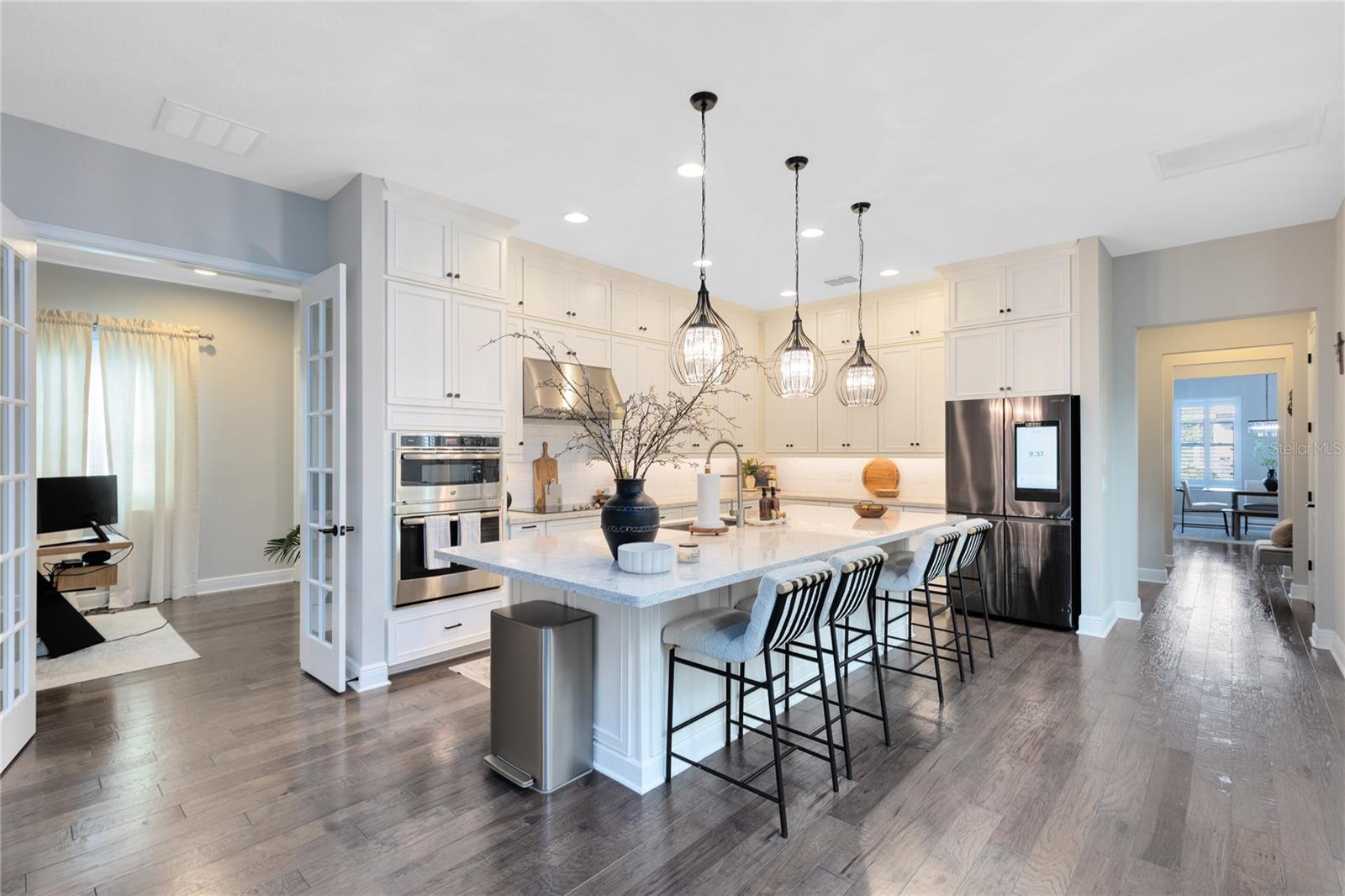 LAUREATE PARK - Residential