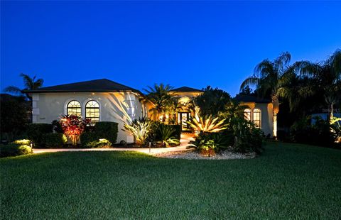 A home in PARRISH