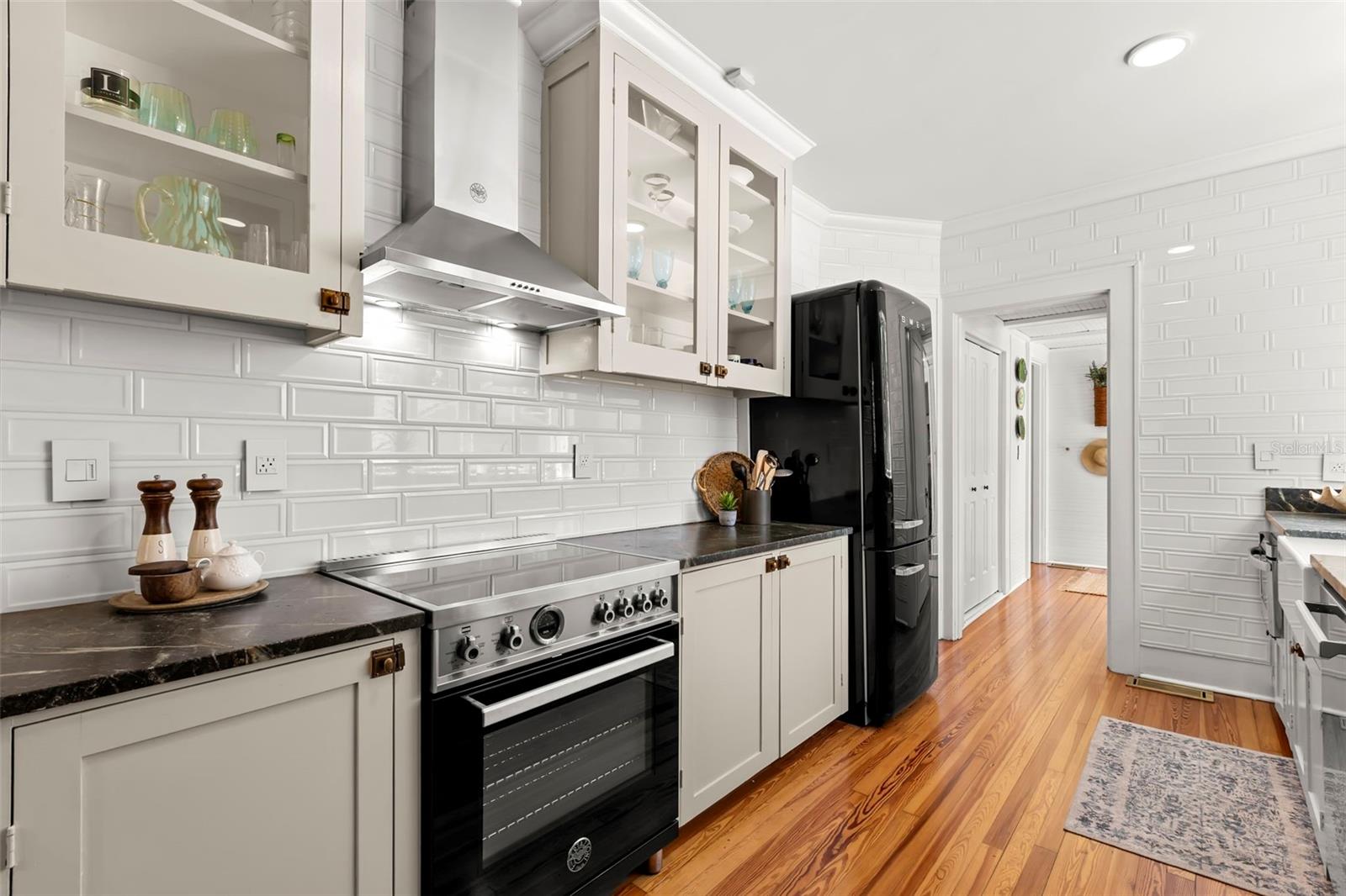 SNELL & HAMLETTS NORTH SHORE ADD - Residential