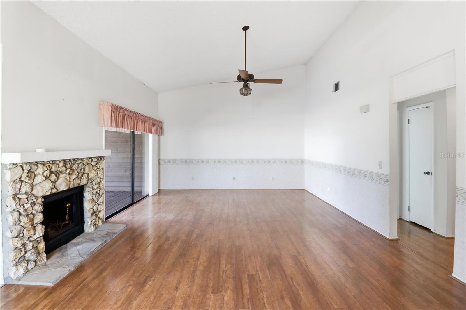 GOVERNORS POINT PH 1 - Residential