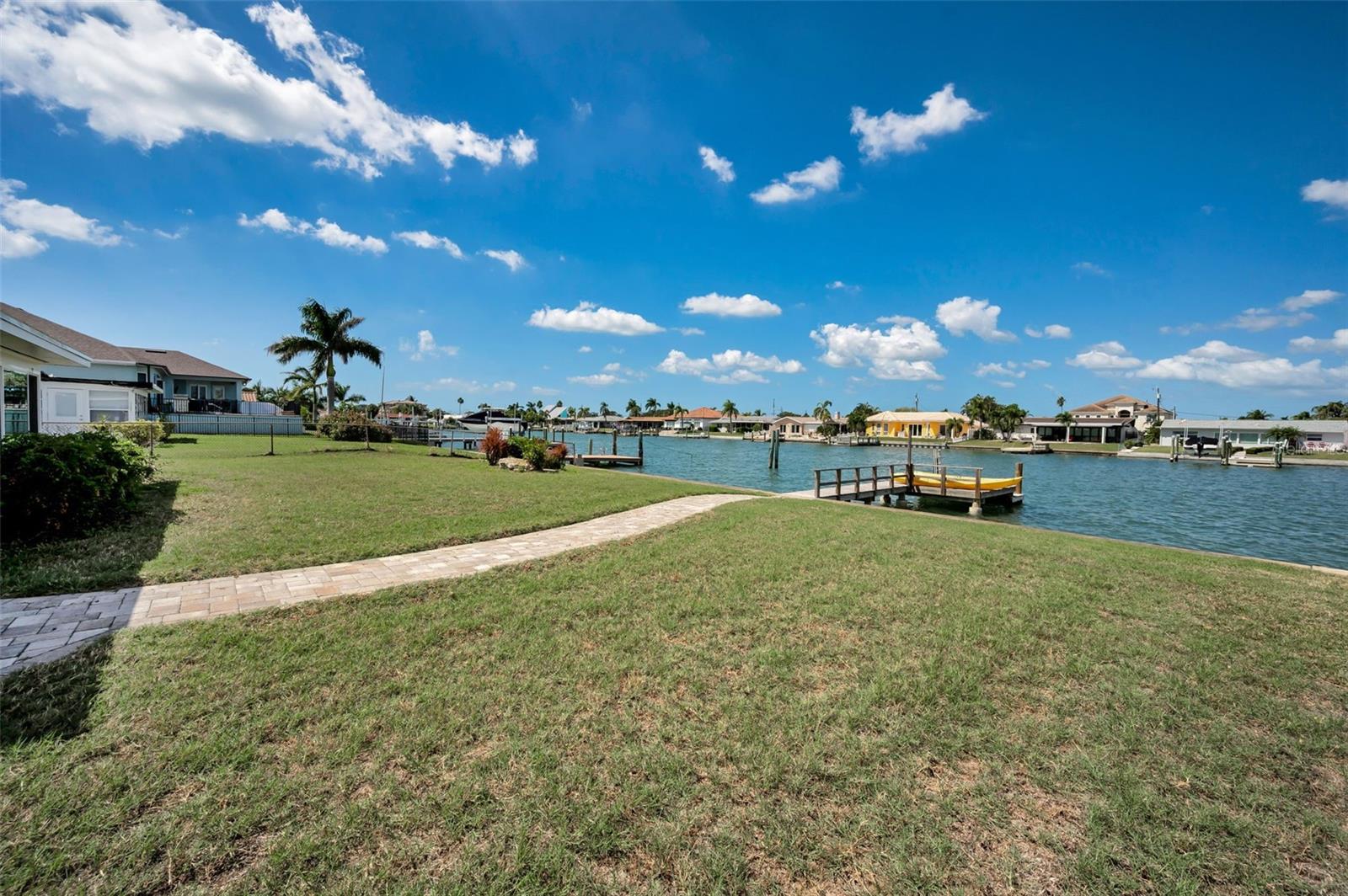 CAPRI ISLE - Residential Lease