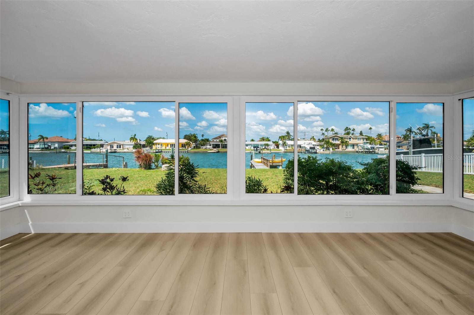 CAPRI ISLE - Residential Lease