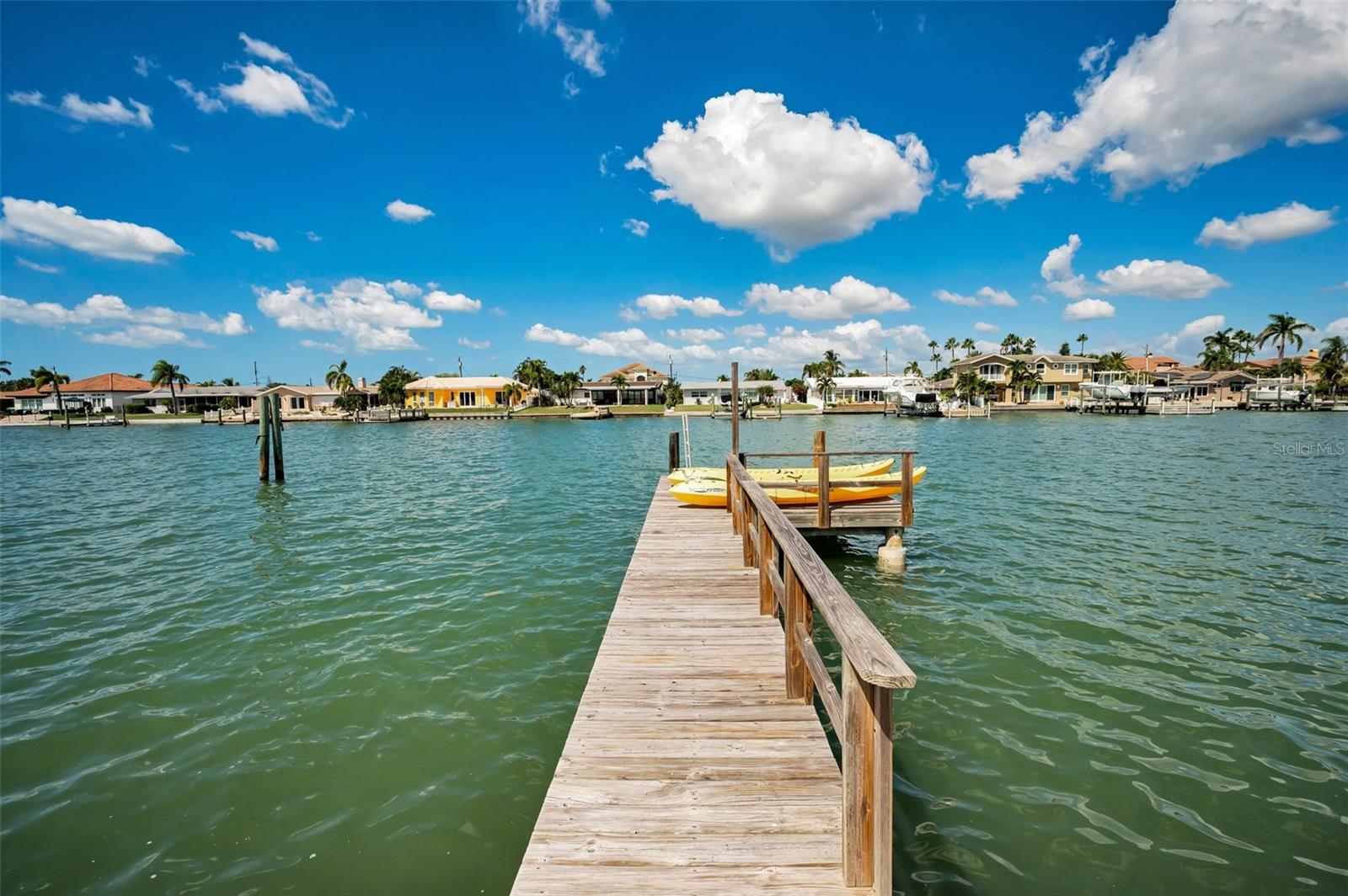 CAPRI ISLE - Residential Lease