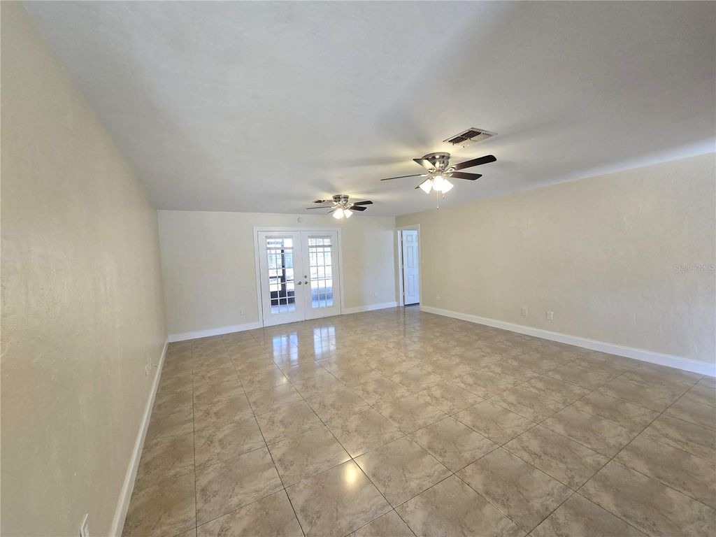 Photo of 1417 Cornelia Avenue, Sebring, FL 33870 (MLS # L4960434)