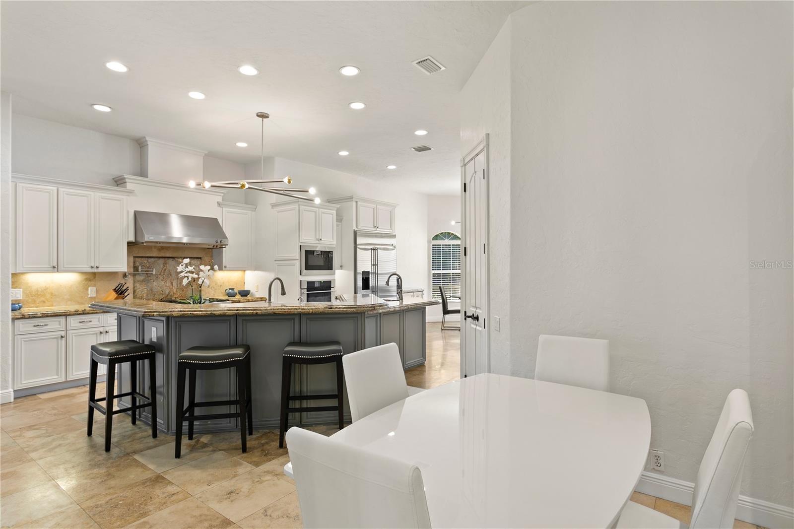 AVILA UNIT 10H - Residential