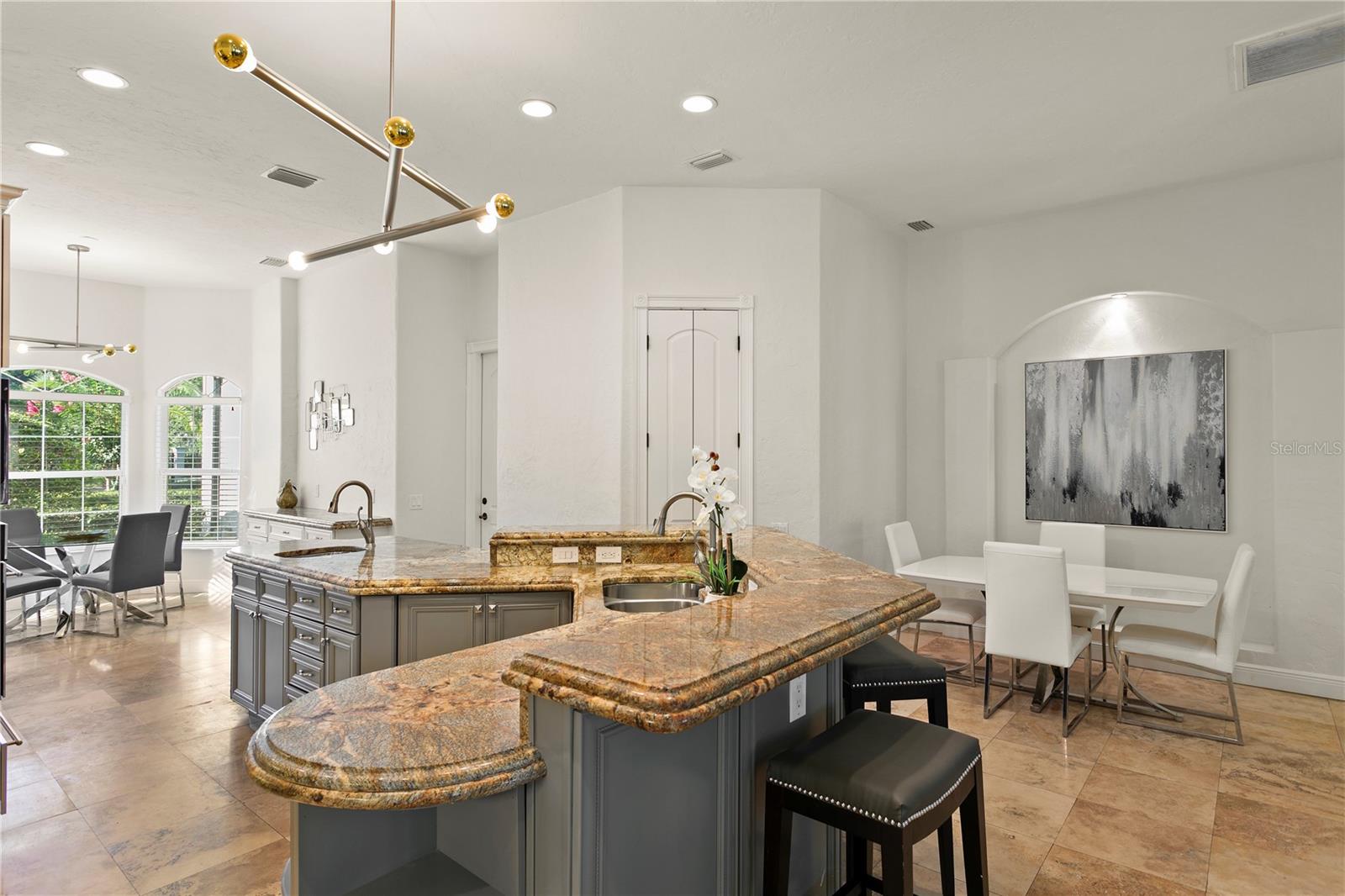 AVILA UNIT 10H - Residential