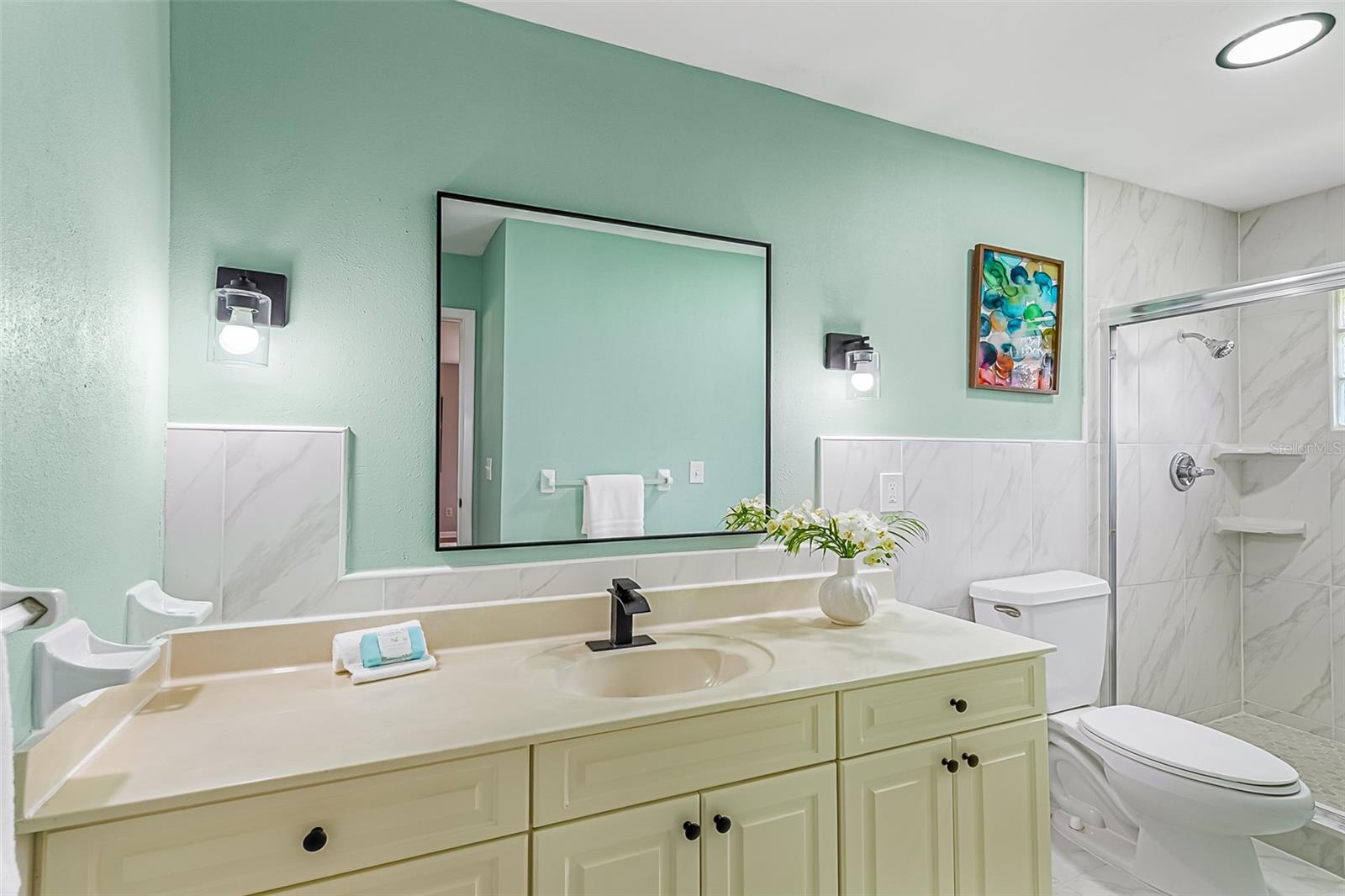 SPRING LAKE HILLS SEC 3 - Residential