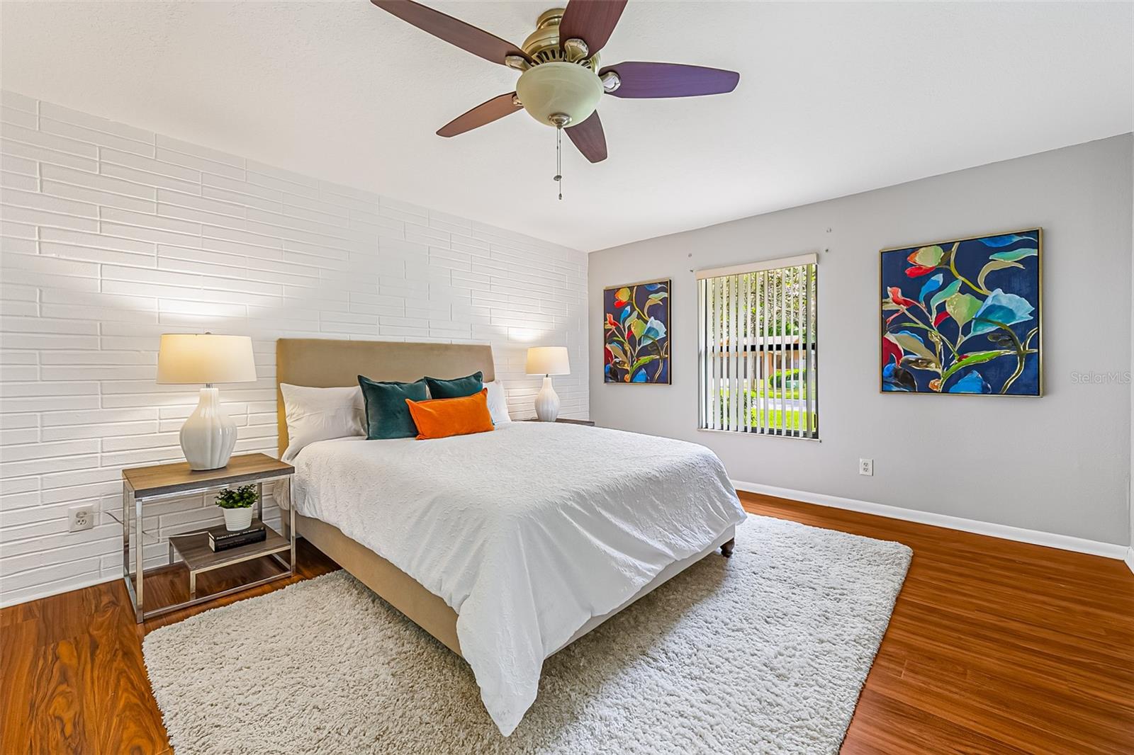 SPRING LAKE HILLS SEC 3 - Residential