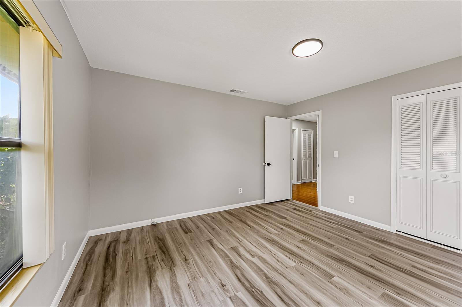 SPRING LAKE HILLS SEC 3 - Residential