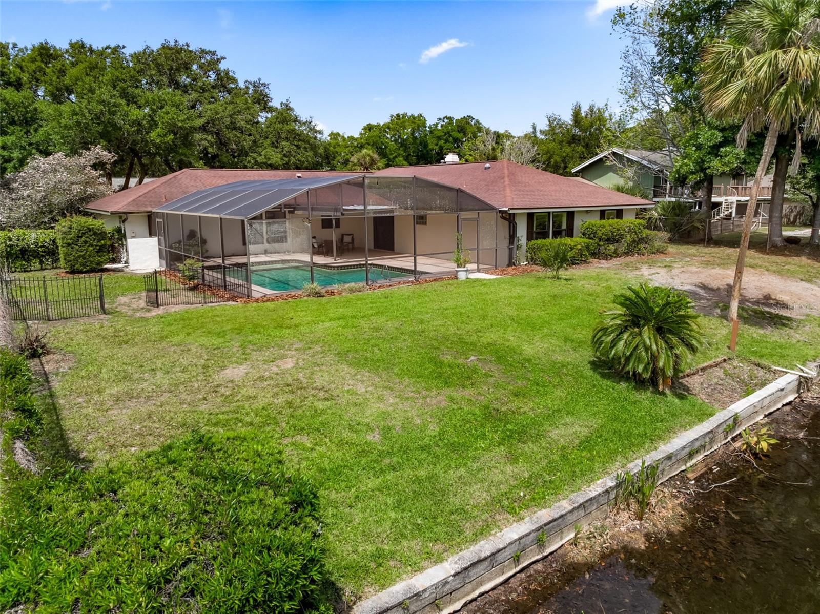 SPRING LAKE HILLS SEC 3 - Residential