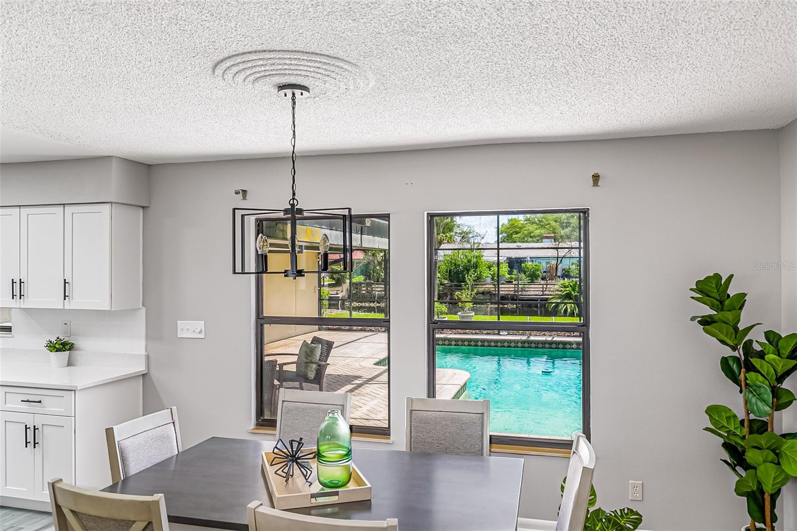 SPRING LAKE HILLS SEC 3 - Residential