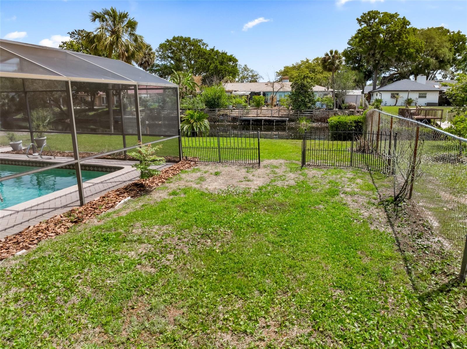 SPRING LAKE HILLS SEC 3 - Residential