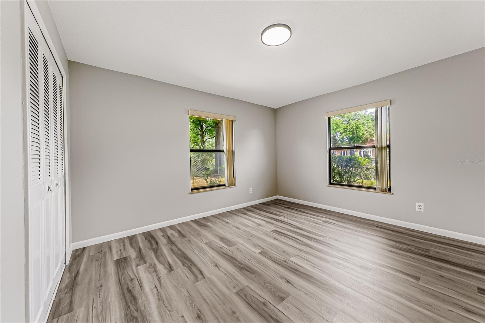 SPRING LAKE HILLS SEC 3 - Residential