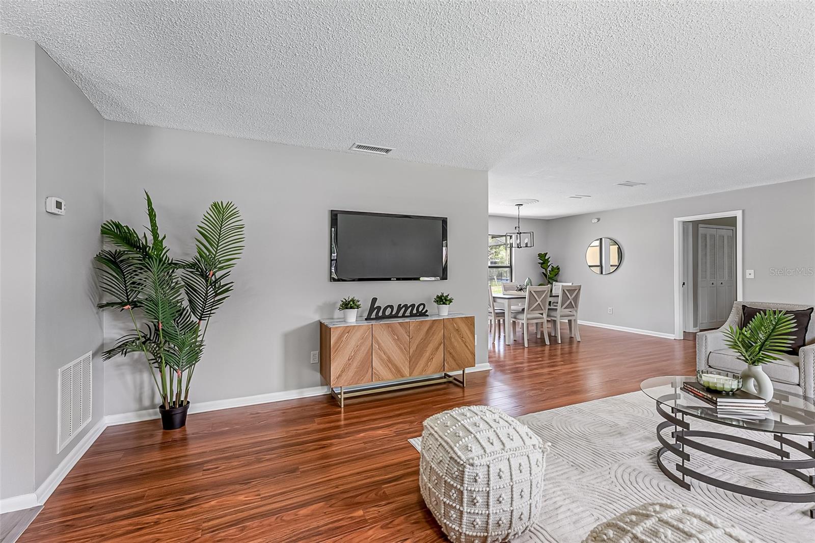 SPRING LAKE HILLS SEC 3 - Residential