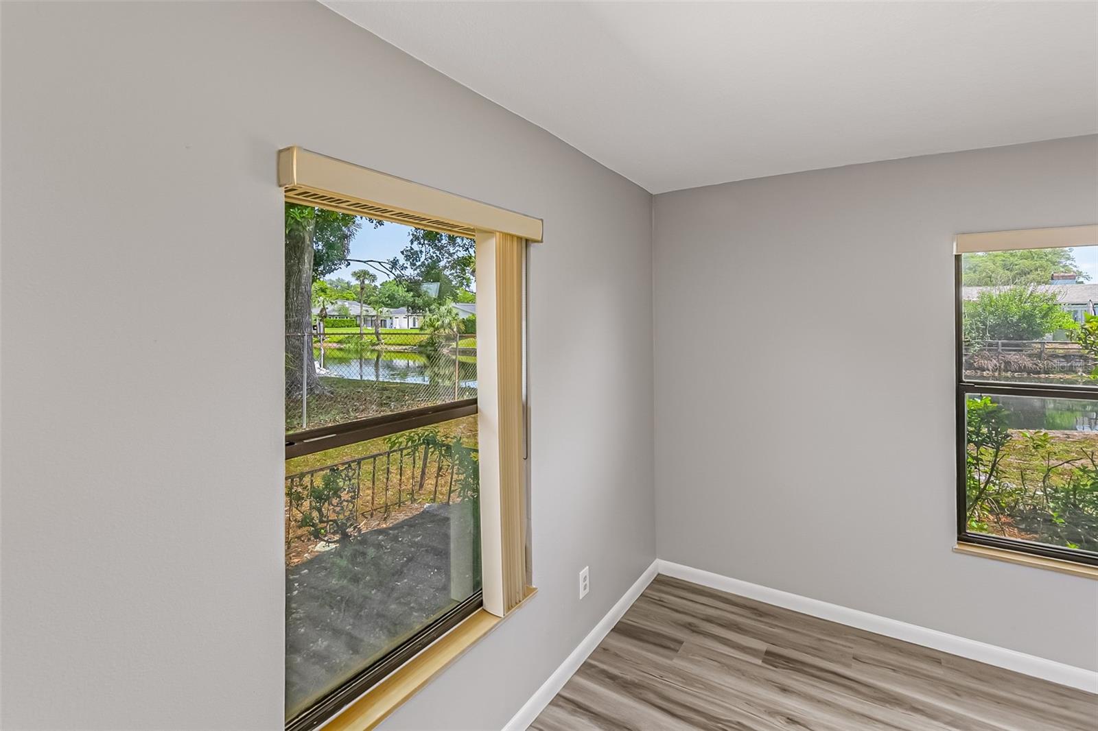 SPRING LAKE HILLS SEC 3 - Residential