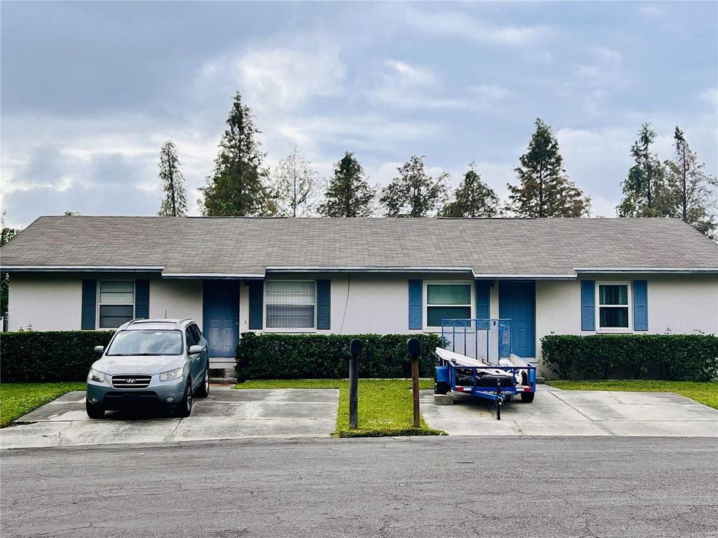 Photo of 4533 Highland Lane #4533,4535, Lakeland, FL 33813 (MLS # L4956449)