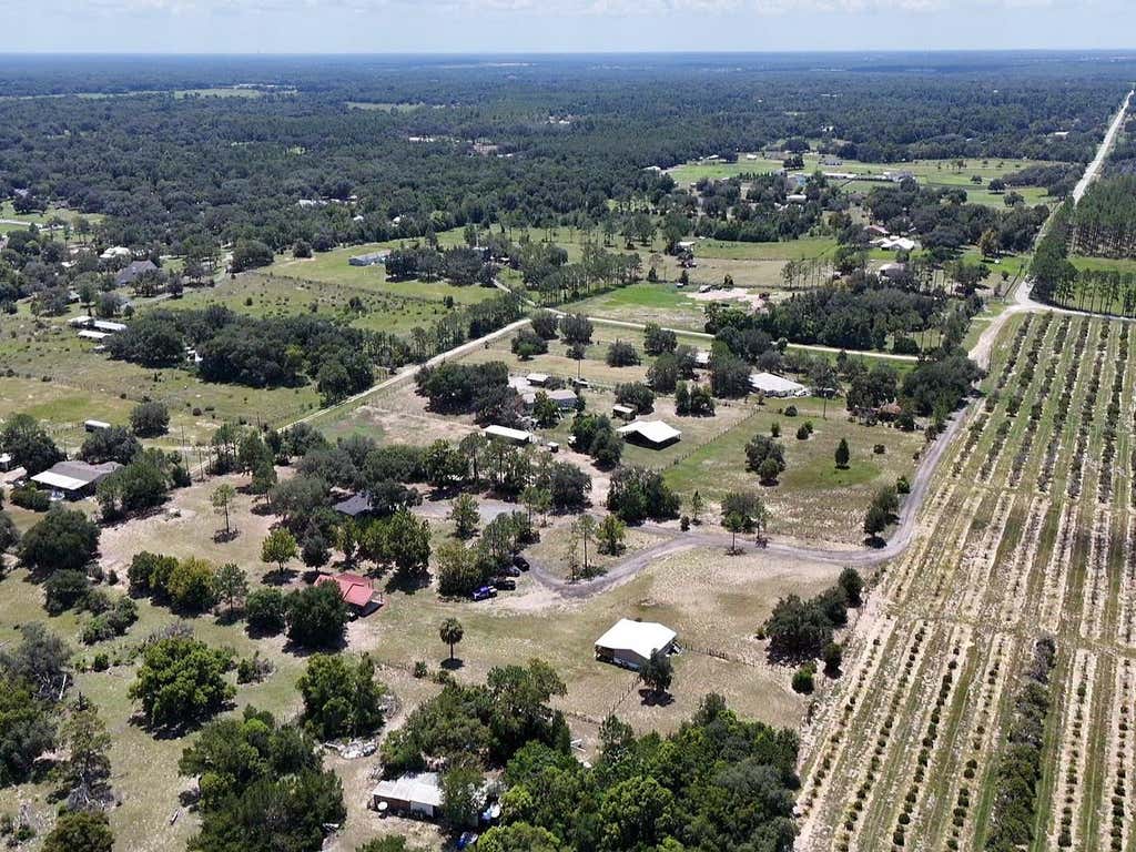 Photo of 37647 Jenny Lane, Eustis, FL 32736 (MLS # G5116804)