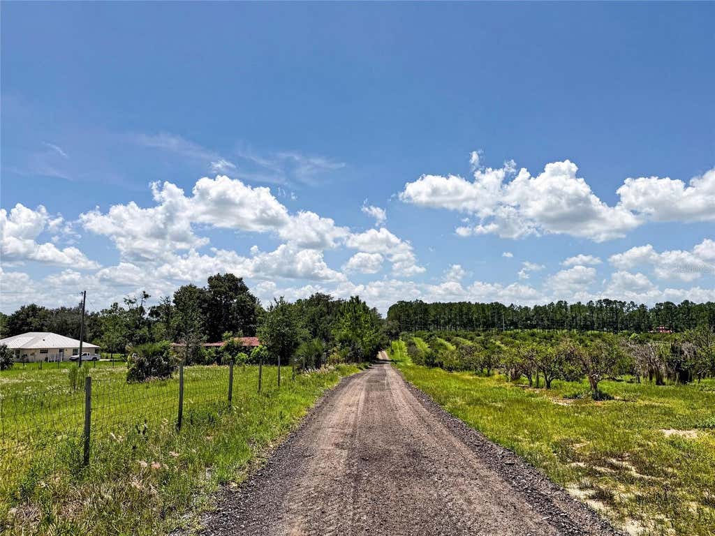 Photo of 37647 Jenny Lane, Eustis, FL 32736 (MLS # G5116804)