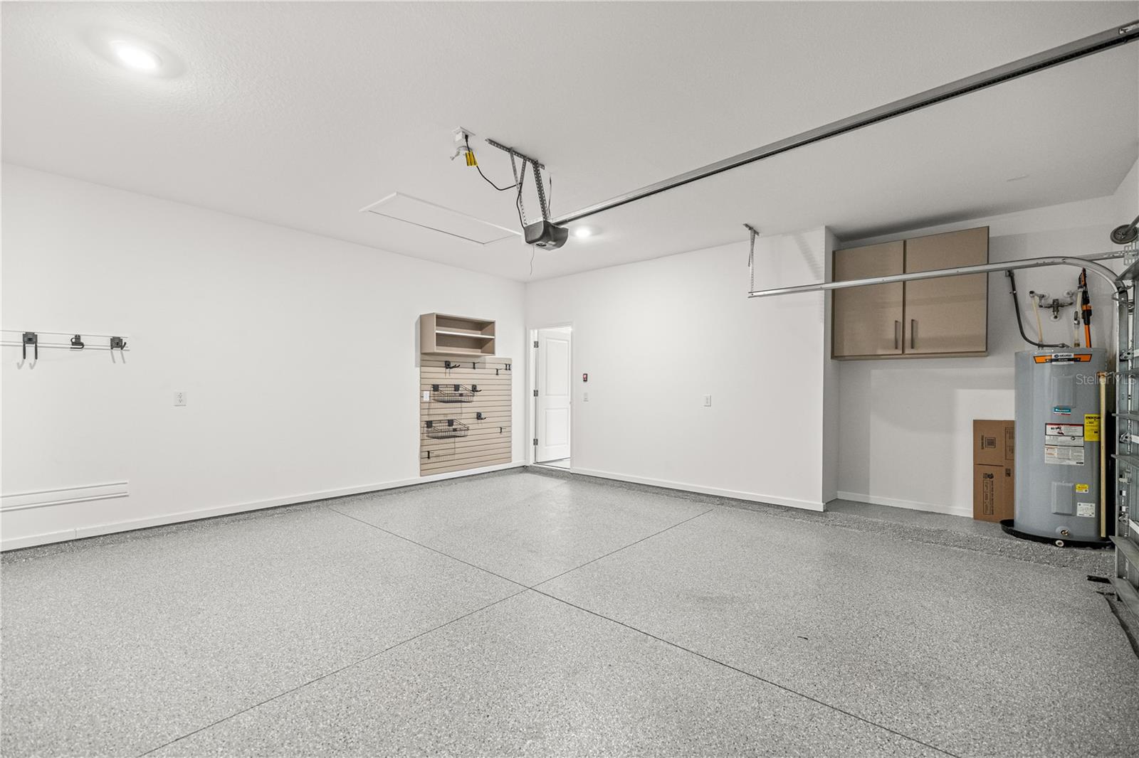 HEATH PRESERVE - Residential Lease