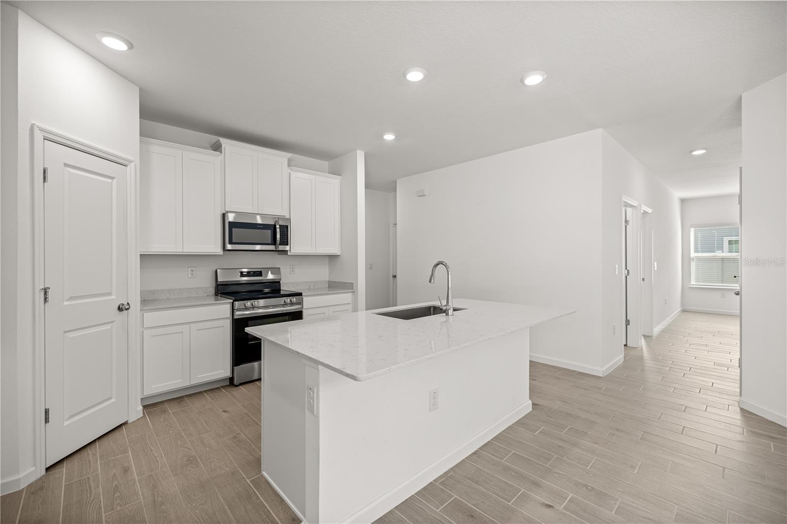 HEATH PRESERVE - Residential Lease