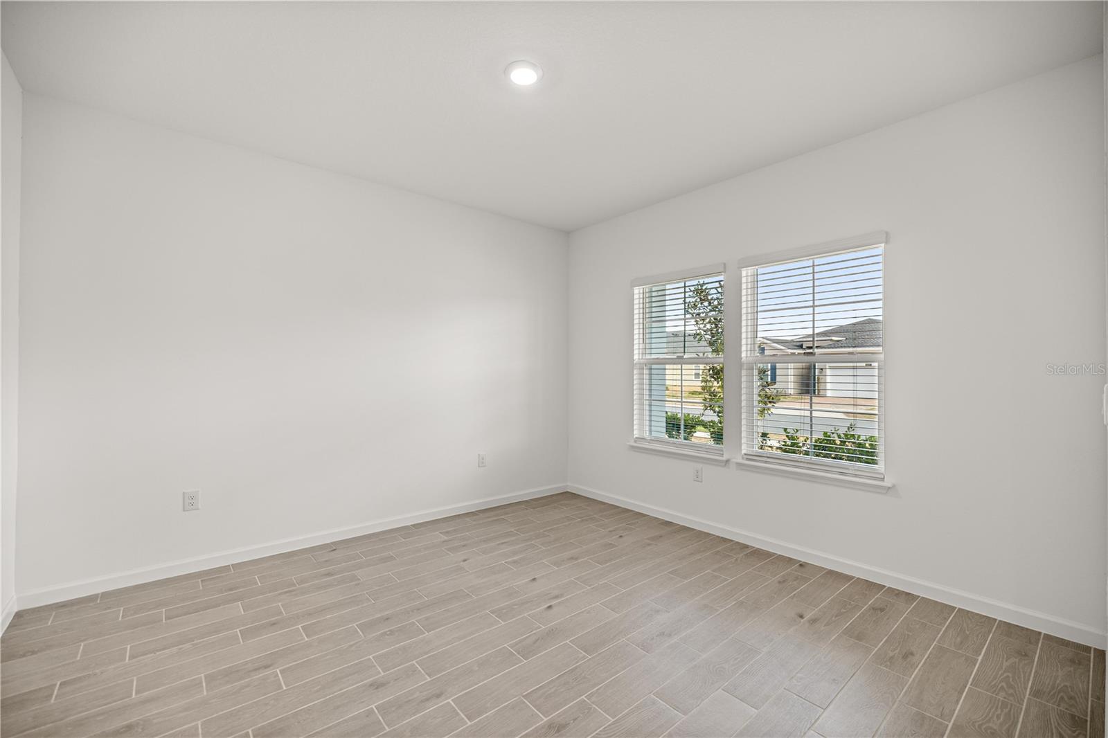 HEATH PRESERVE - Residential Lease