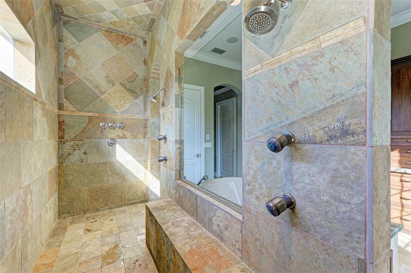 NORTH CLEVELAND - Residential