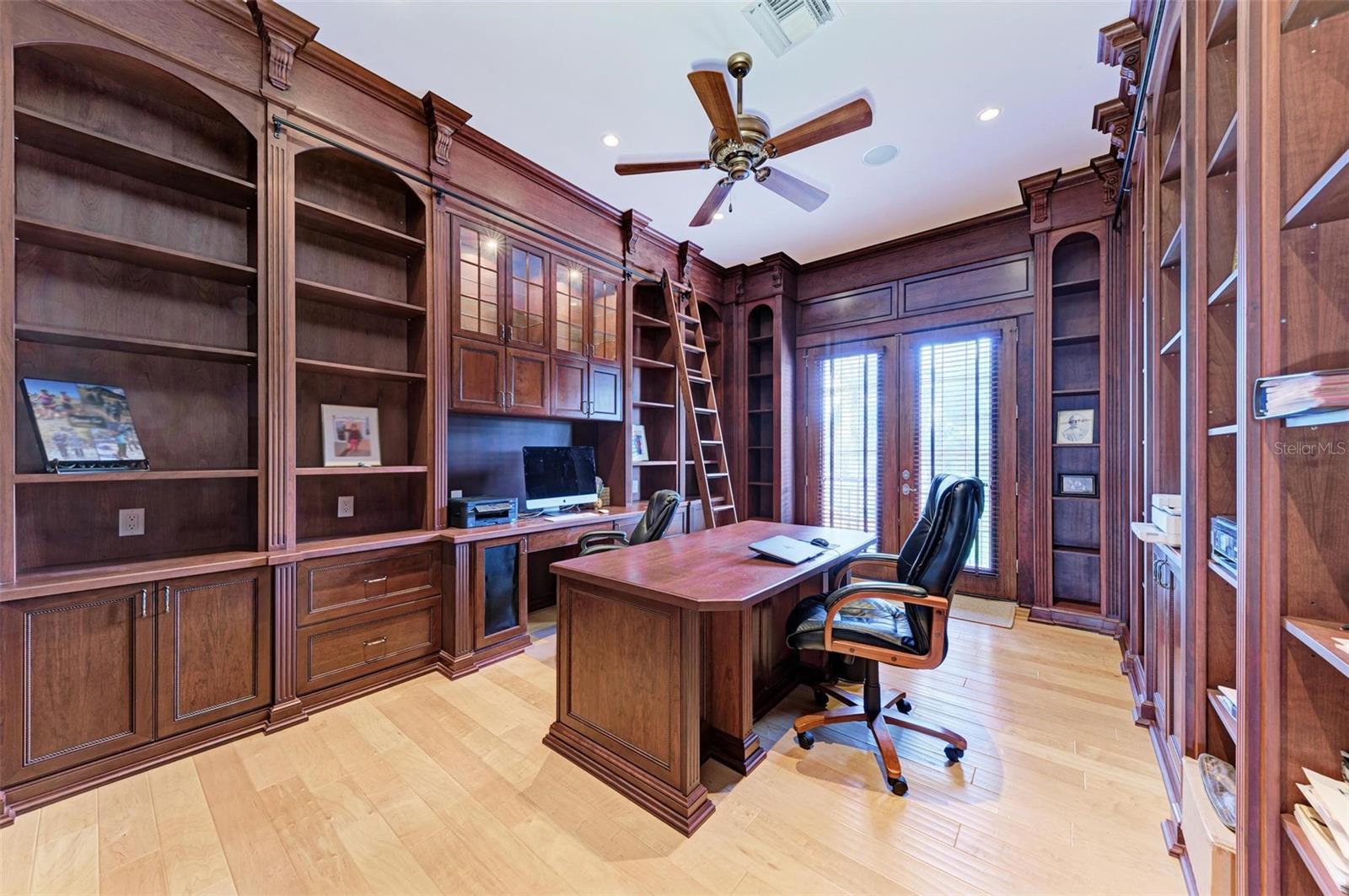 NORTH CLEVELAND - Residential