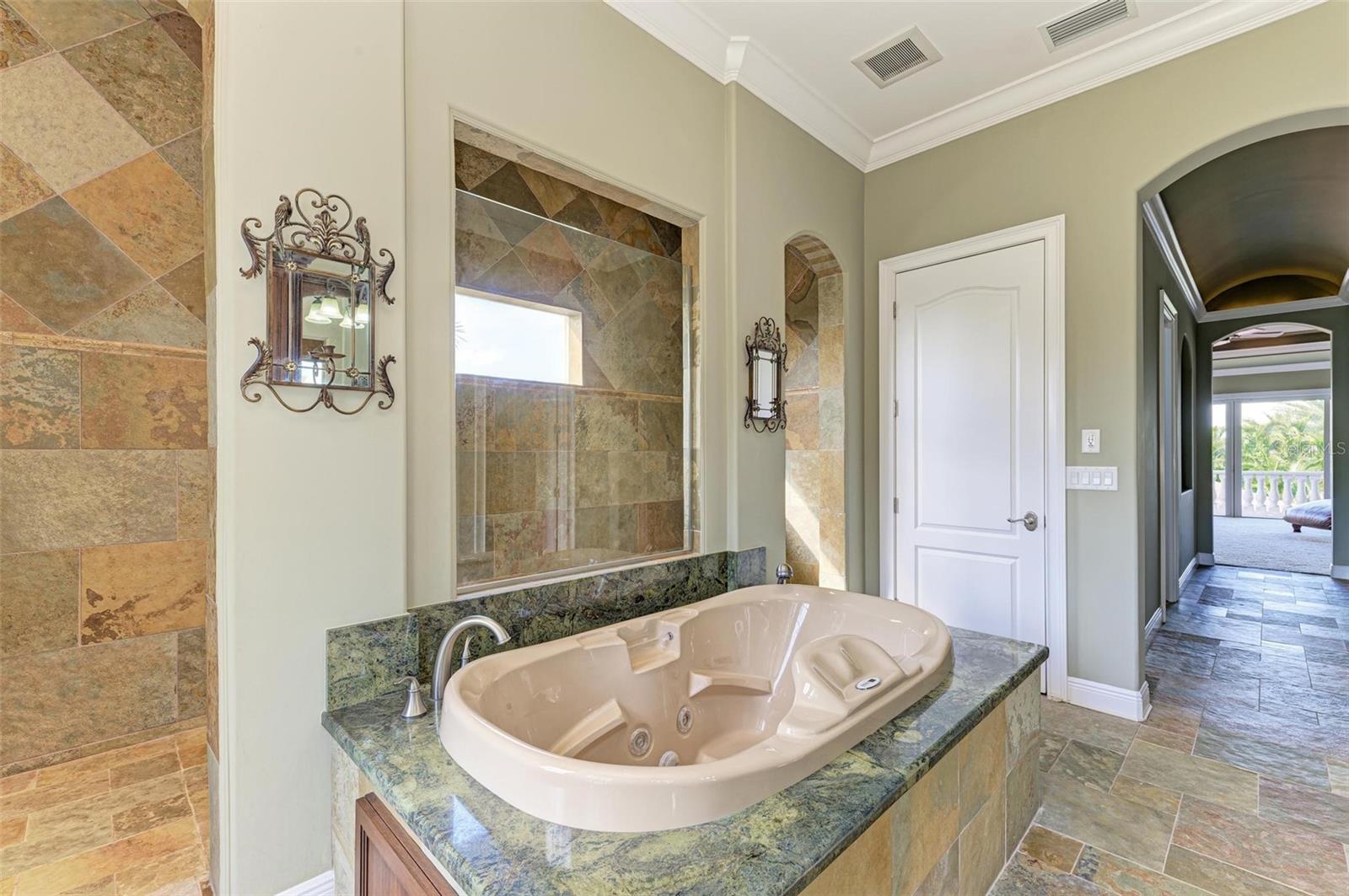 NORTH CLEVELAND - Residential