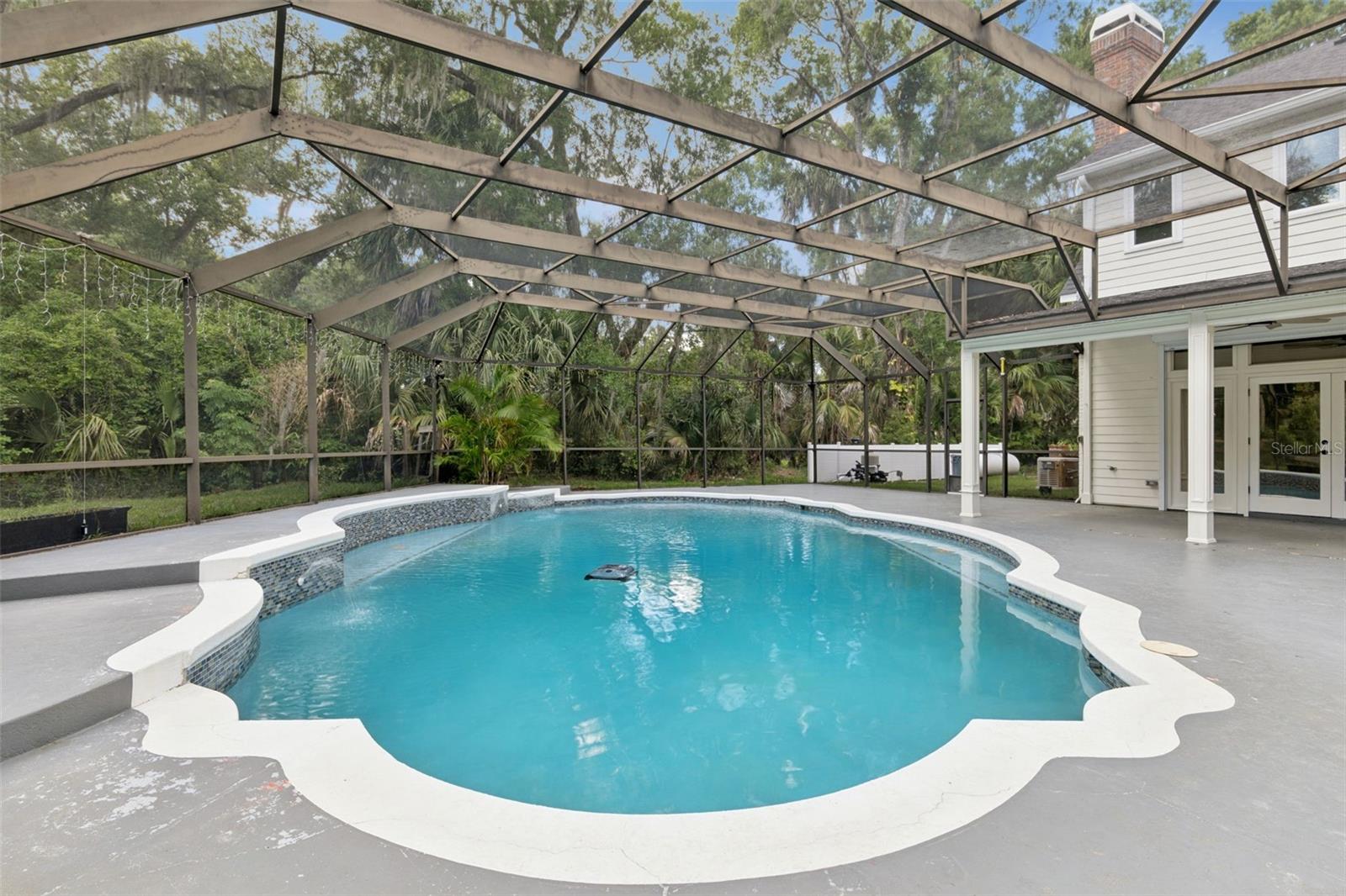ELYSIUM CLUB - Residential