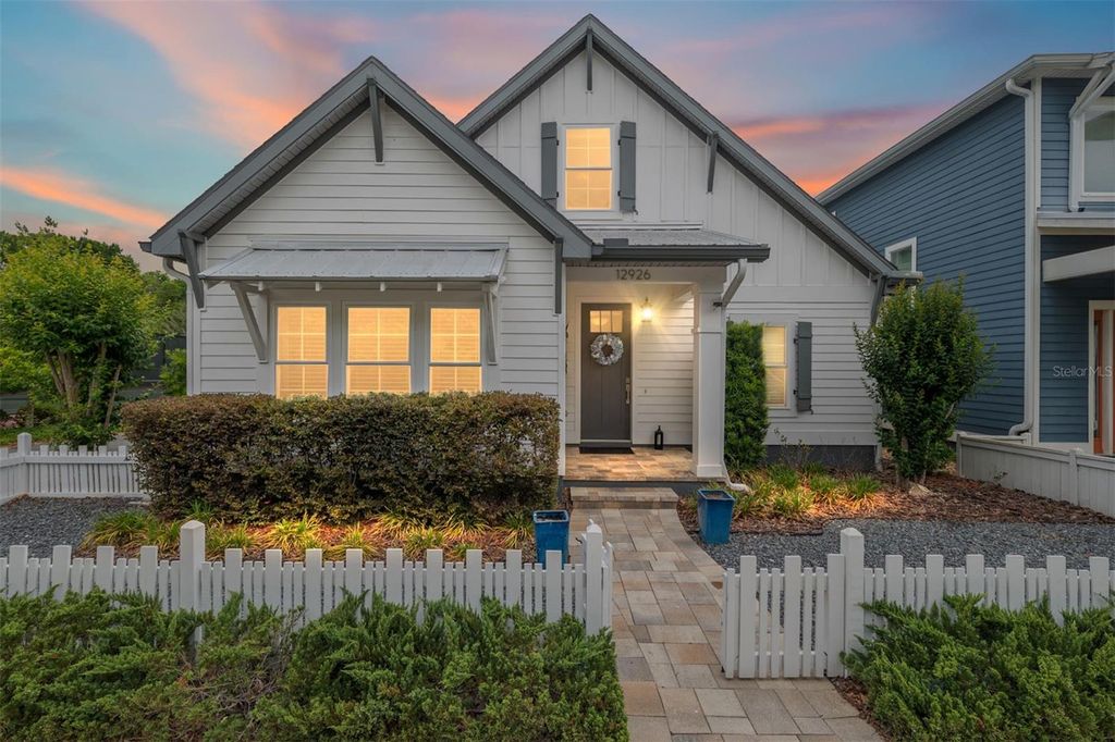 Photo of 12926 SW 7th Avenue, Newberry, FL 32669 (MLS # GC539895)
