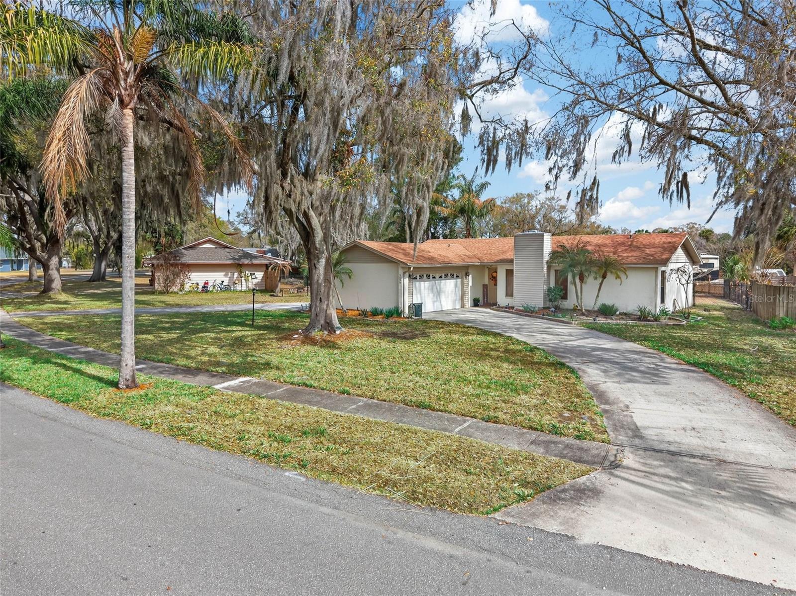 IMPERIALAKES PH 01 - Residential