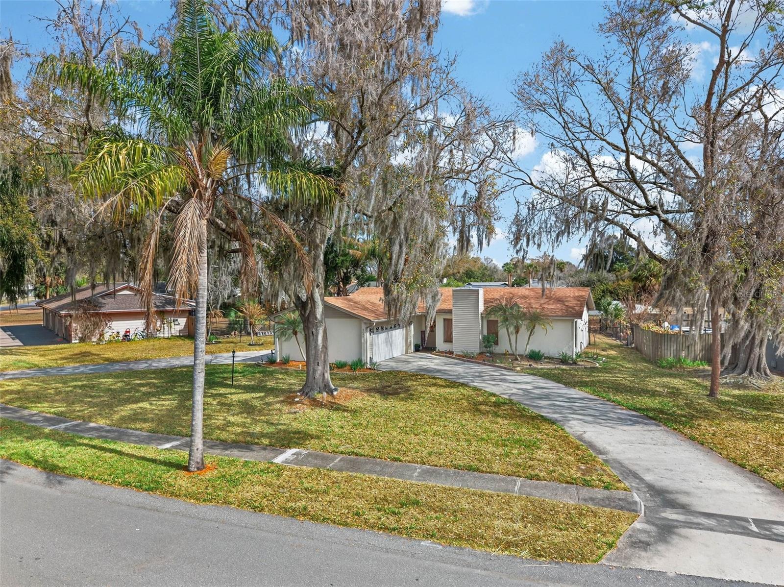 IMPERIALAKES PH 01 - Residential