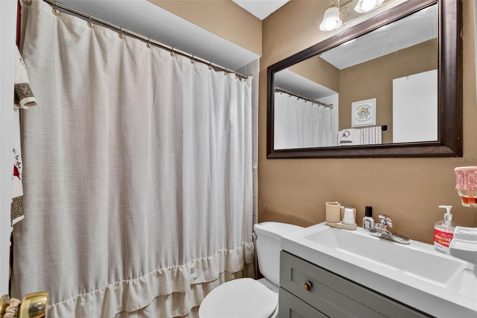 IMPERIALAKES PH 01 - Residential