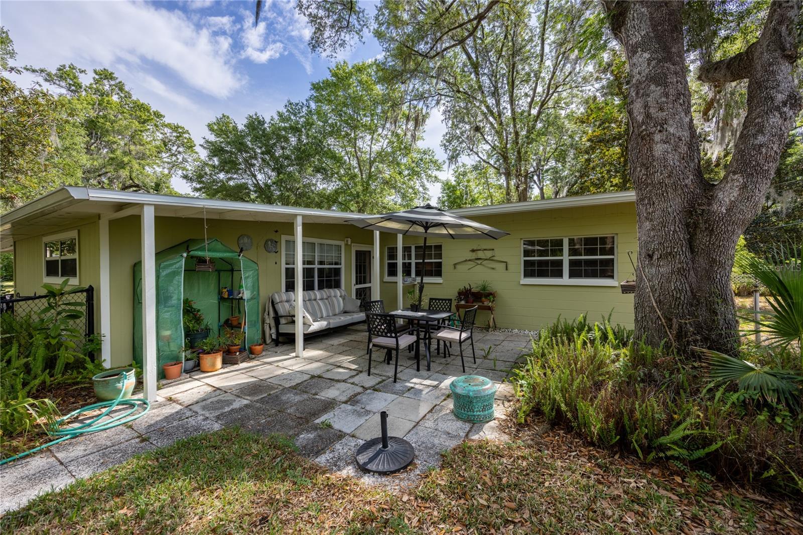 PALM VIEW ESTATES - Residential