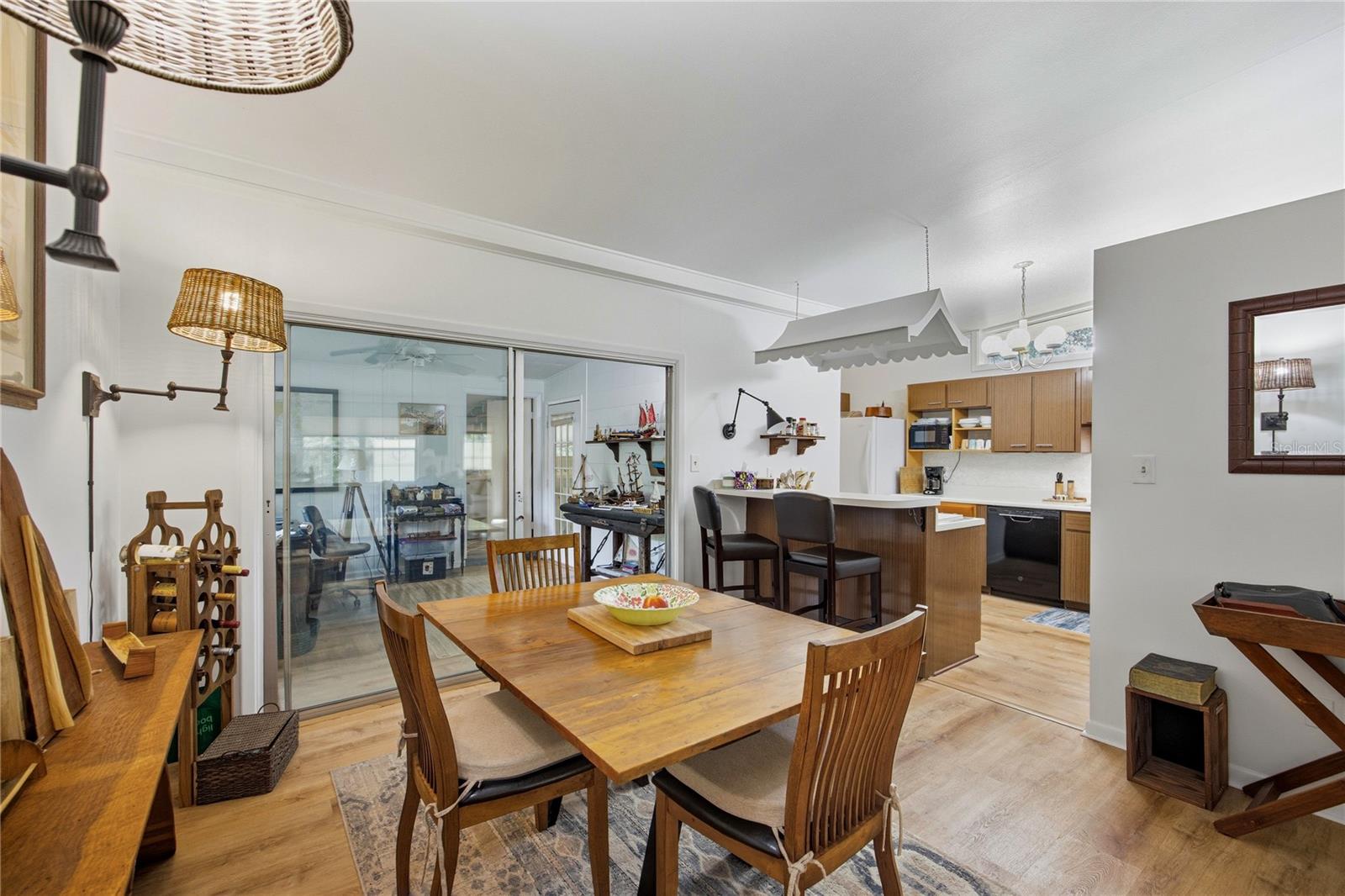 PALM VIEW ESTATES - Residential