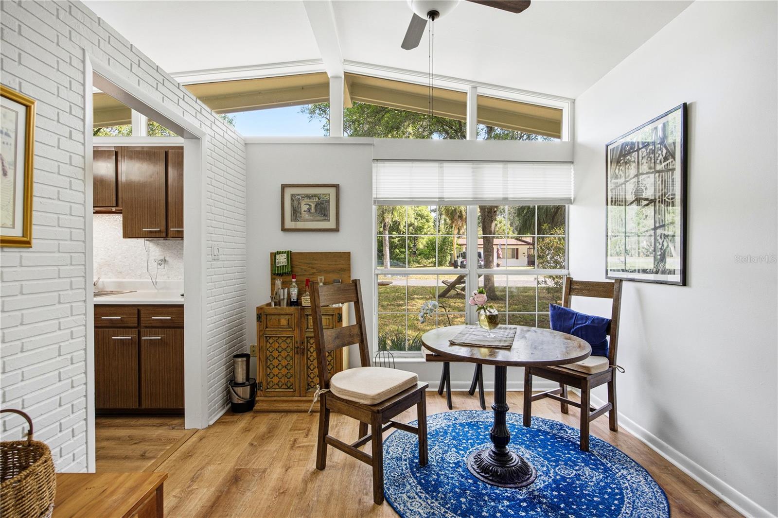 PALM VIEW ESTATES - Residential