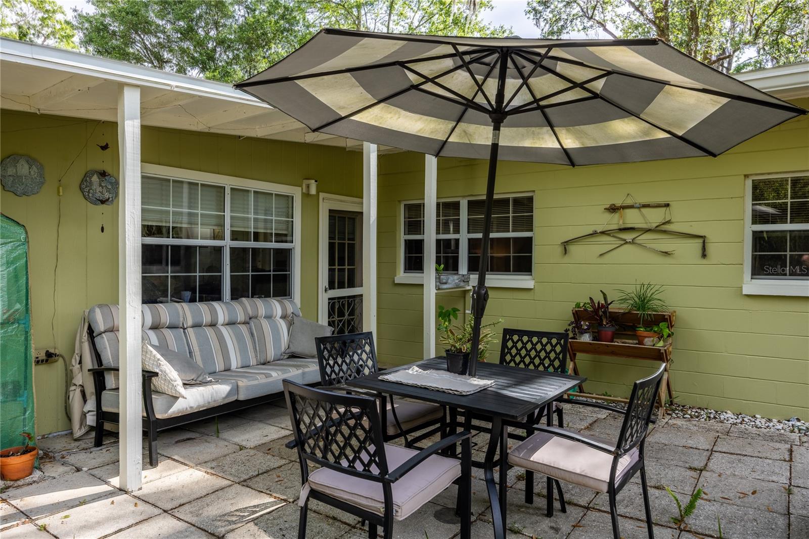 PALM VIEW ESTATES - Residential