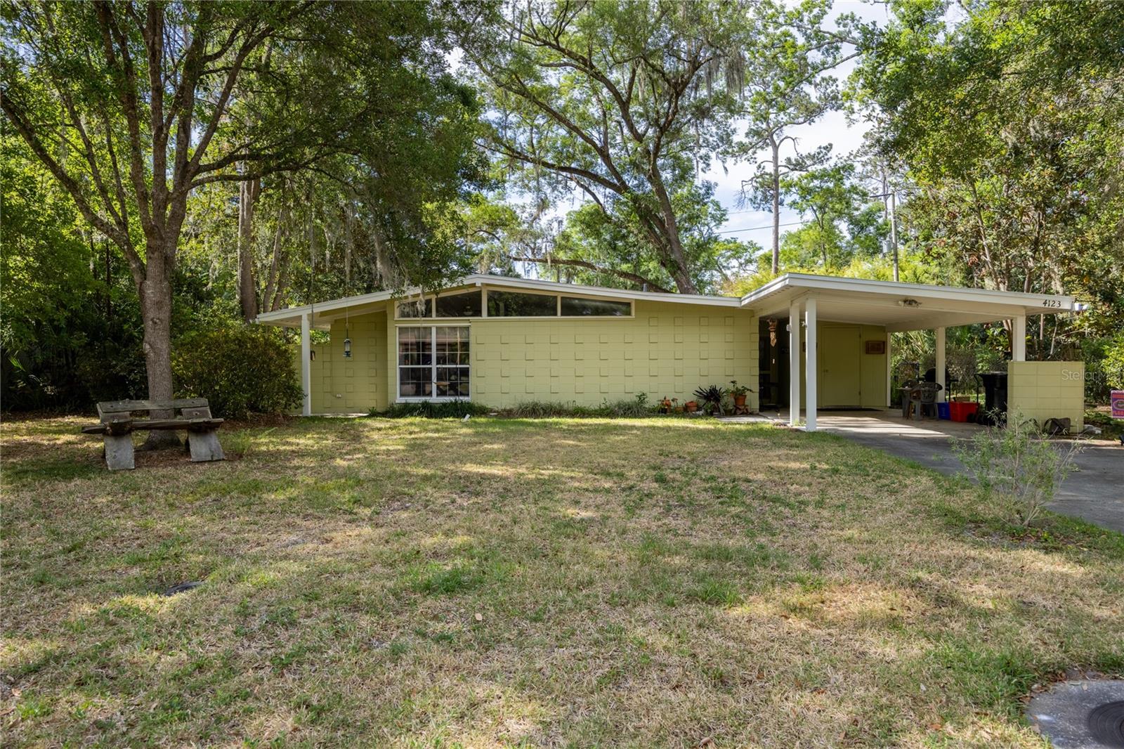 PALM VIEW ESTATES - Residential