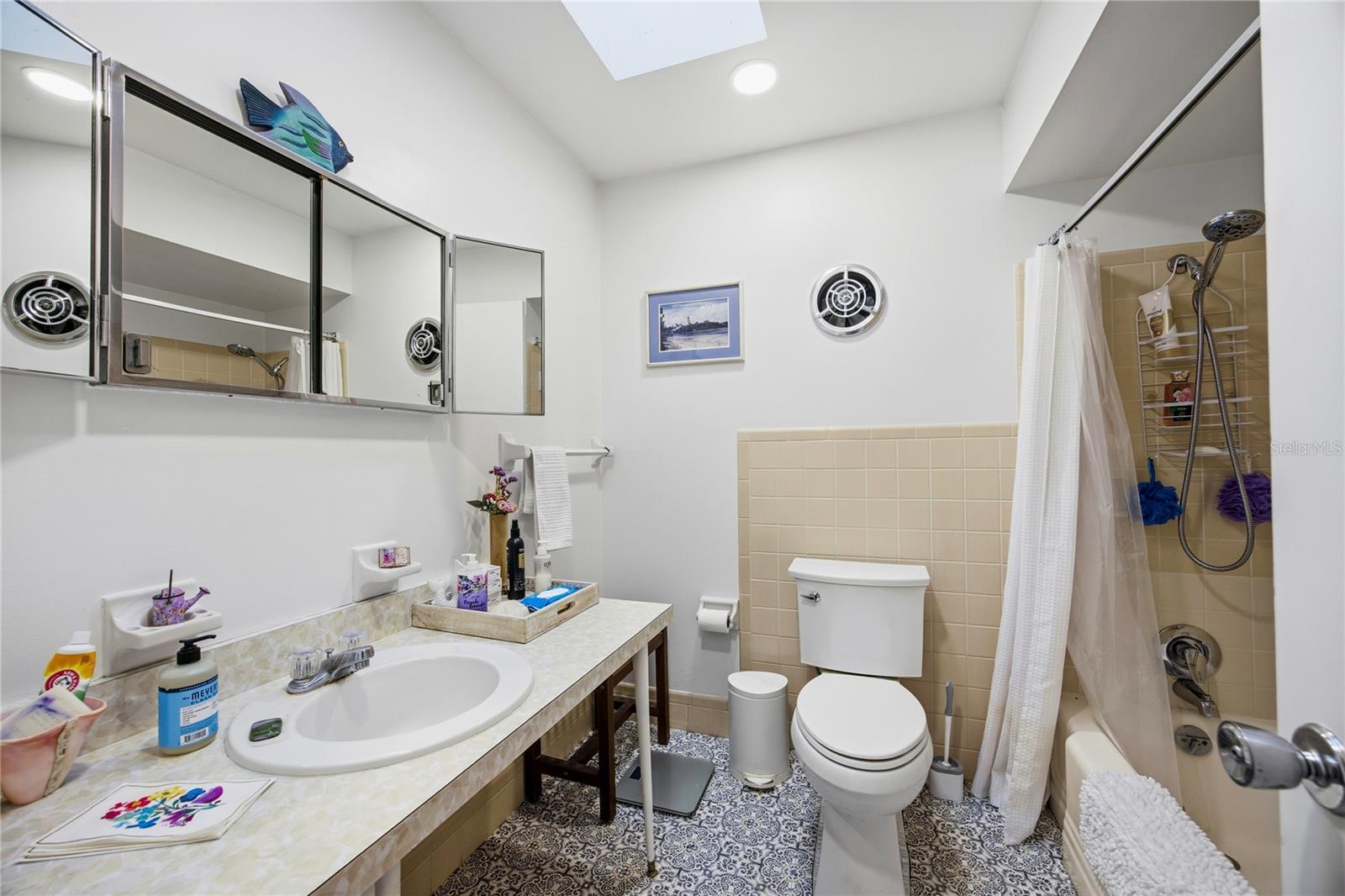 PALM VIEW ESTATES - Residential