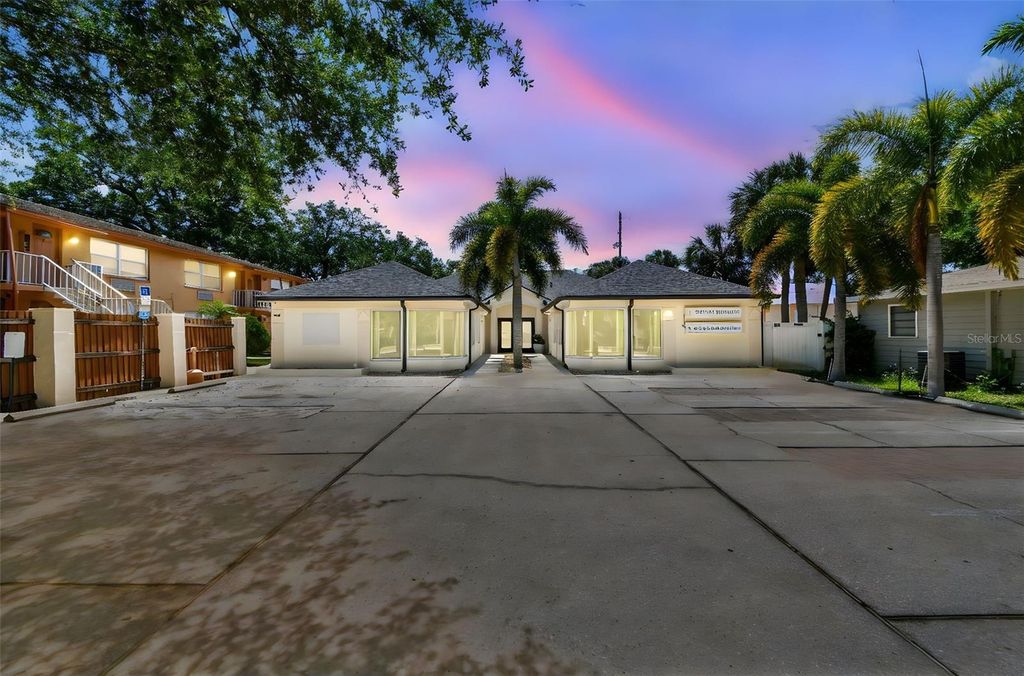 Photo of 670 2nd Street N, Safety Harbor, FL 34695 (MLS # TB8373638)