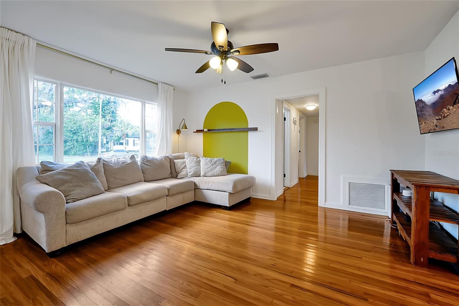 1308 W PRINCETON STREET